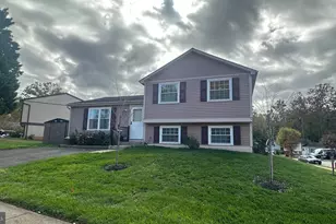 8111 Brown Ct, Alexandria, VA 22306 - Photo 3