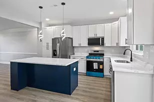 13133 Park Crescent Cir, Herndon, VA 20171 - Photo 7