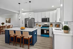 13133 Park Crescent Cir, Herndon, VA 20171 - Photo 9