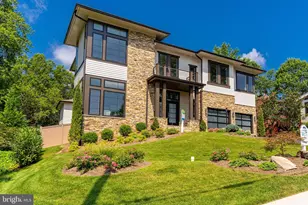 7205 Bayside Ct, McLean, VA 22101 - Photo 1