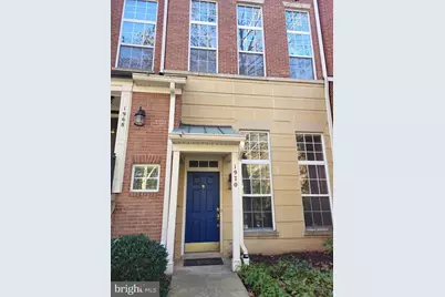1970 Crescent Park Drive N #19A, Reston, VA 20190 - Photo 1