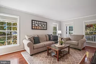 12905 Tarragon Ct, Oak Hill, VA 20171 - Photo 11