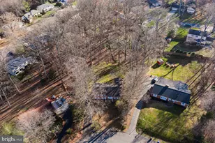 9921 Woodrow St, Vienna, VA 22181 - Photo 27