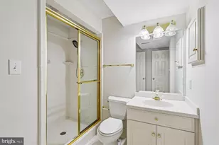 3010 Westhurst Ct, Oakton, VA 22124 - Photo 57