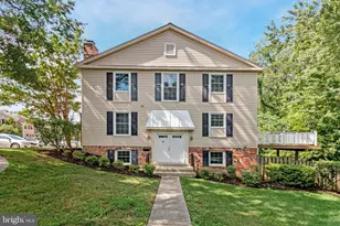 8020 Sleepy View Ln, Springfield, VA 22153 - Photo 1