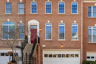 4560 Fair Valley Dr, Fairfax, VA 22033 - Photo 1