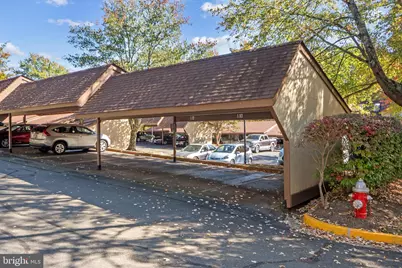 1656 Parkcrest Circle #2D/301, Reston, VA 20190 - Photo 3