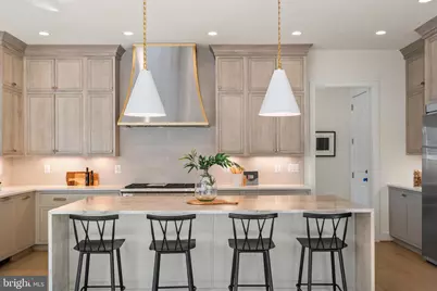 8619 Redwood, Vienna, VA 22180 - Photo 1