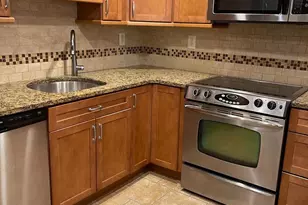 3148 Hartwick Ln, Fairfax, VA 22031 - Photo 3