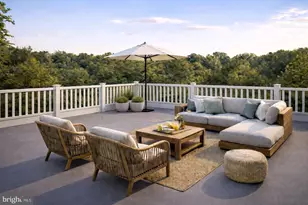 10401 White Granite Dr, Oakton, VA 22124 - Photo 9