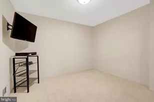 4448 Airlie Way, Annandale, VA 22003 - Photo 37