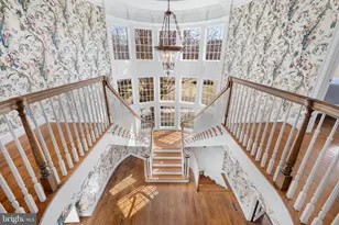1205 Towlston Rd, Great Falls, VA 22066 - Photo 9