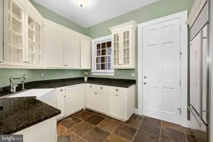 1205 Towlston Rd, Great Falls, VA 22066 - Photo 23