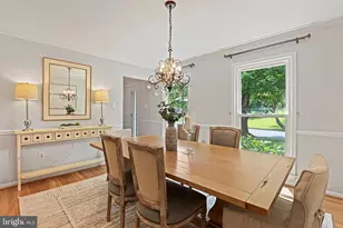 10302 Galpin Ct, Great Falls, VA 22066 - Photo 7