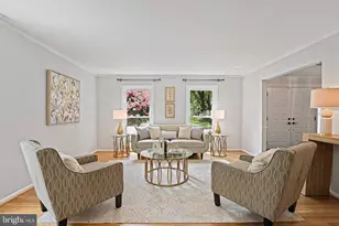 10302 Galpin Ct, Great Falls, VA 22066 - Photo 11