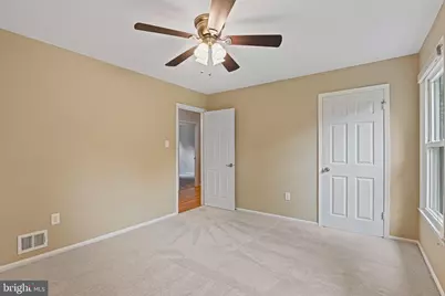 10302 Galpin Court, Great Falls, VA 22066 - Photo 39