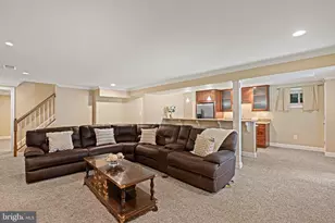 10302 Galpin Ct, Great Falls, VA 22066 - Photo 41