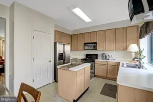 5126 Beauregard St, Alexandria, VA 22312 - Photo 5