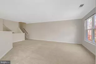 12899 Fair Briar Ln, Fairfax, VA 22033 - Photo 11