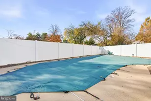 5808 Harvey Pl, Alexandria, VA 22303 - Photo 43