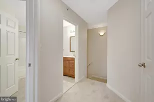 12912 Fair Briar Ln, Fairfax, VA 22033 - Photo 21