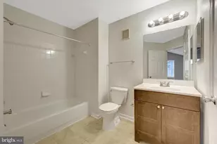 12845 Fair Briar Ln, Fairfax, VA 22033 - Photo 29