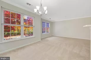 12737 Fair Briar Ln, Fairfax, VA 22033 - Photo 11