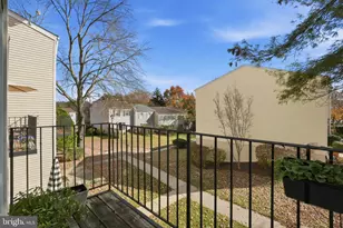 9175 Broken Oak Pl, Burke, VA 22015 - Photo 33