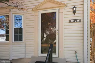 9175 Broken Oak Pl, Burke, VA 22015 - Photo 3