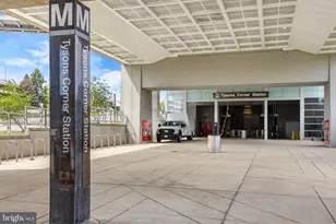 7802 Birnam Wood Dr, McLean, VA 22102 - Photo 55