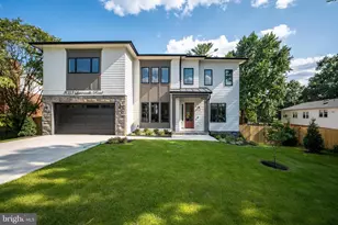 8023 Lewinsville Rd, McLean, VA 22102 - Photo 3