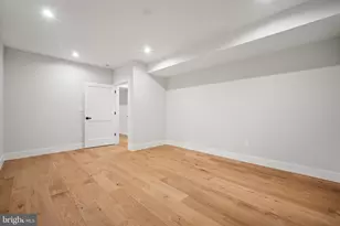 8023 Lewinsville Rd, McLean, VA 22102 - Photo 57