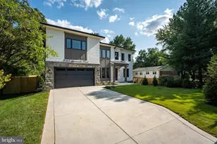 8023 Lewinsville Rd, McLean, VA 22102 - Photo 3