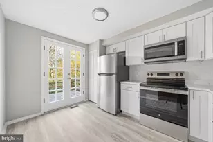 2838 Raymond Ct, Falls Church, VA 22042 - Photo 13