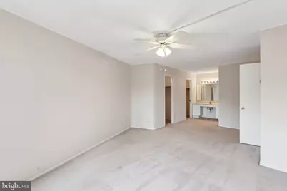 8340 Greensboro Drive #401, McLean, VA 22102 - Photo 25