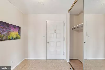 8340 Greensboro Drive #401, McLean, VA 22102 - Photo 9