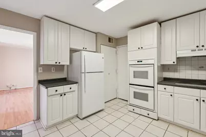 8340 Greensboro Drive #401, McLean, VA 22102 - Photo 19