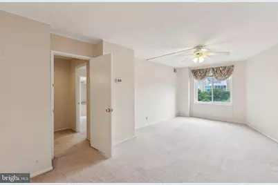 8340 Greensboro Drive #401, McLean, VA 22102 - Photo 27
