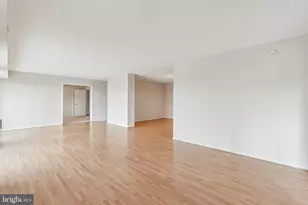8340 Greensboro Dr, McLean, VA 22102 - Photo 13