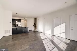 13660 Endeavour Dr, Herndon, VA 20171 - Photo 7