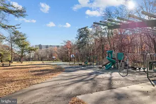 6260 Chaucer Ln, Alexandria, VA 22304 - Photo 81