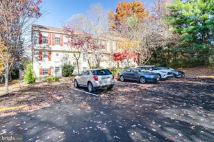 1589 Woodcrest Dr, Reston, VA 20194 - Photo 3