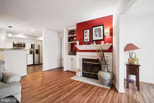 3801 Ridge Knoll Ct, Fairfax, VA 22033 - Photo 9