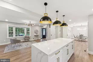 2308 Creek Dr, Alexandria, VA 22308 - Photo 5