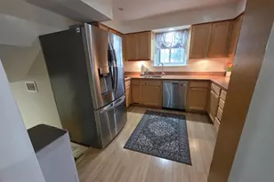 8140 Drayton Ln, Springfield, VA 22151 - Photo 35