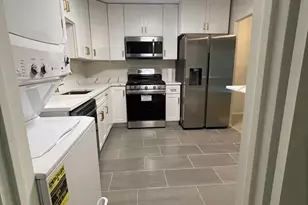 11837 Shire Ct, Reston, VA 20191 - Photo 7