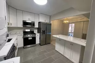 11837 Shire Ct, Reston, VA 20191 - Photo 3