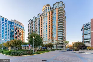 8220 Crestwood Heights Dr, McLean, VA 22102 - Photo 1