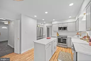 915 Welham Green Rd, Great Falls, VA 22066 - Photo 7