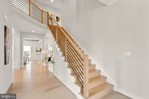 102 Moore Ave SW, Vienna, VA 22180 - Photo 7